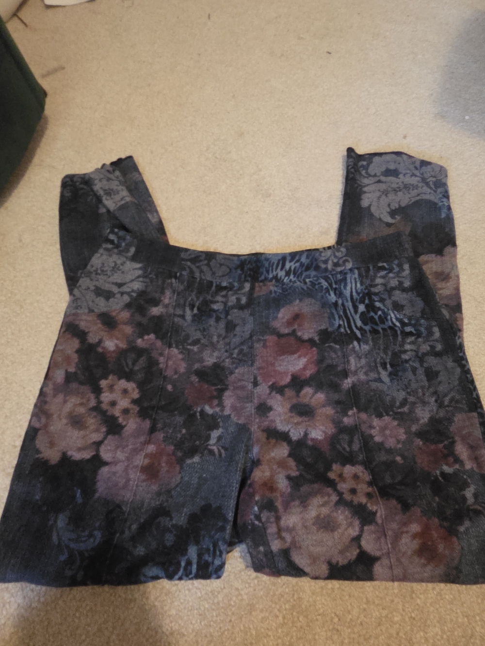Joseph Ribkoff Floral Straight-Leg Pants Black & Pink Size 12 Like New - Picture 3 of 9